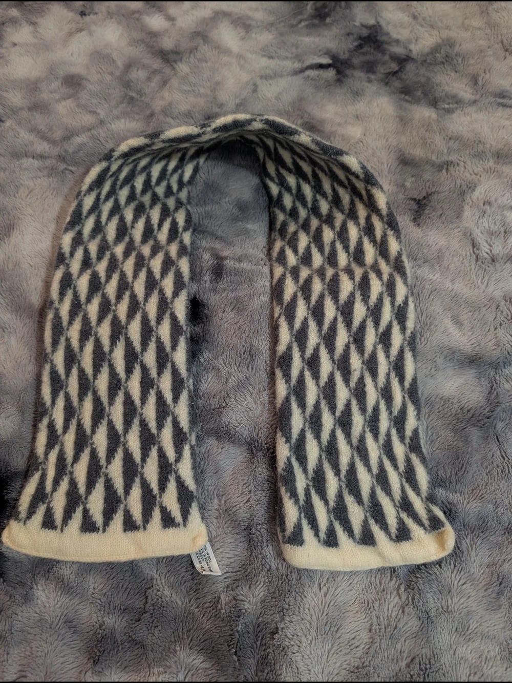 Patterned Wool Scarf - Black & Cream